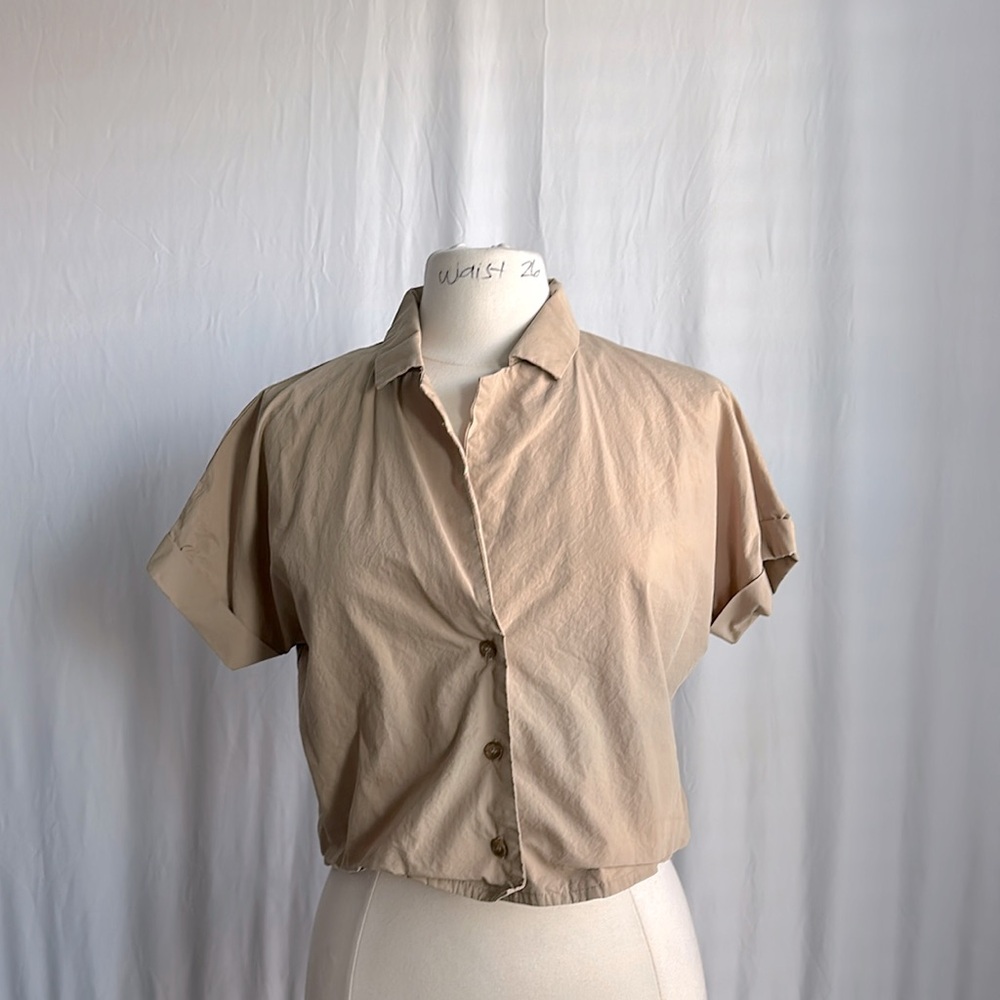Button up cropped blouse